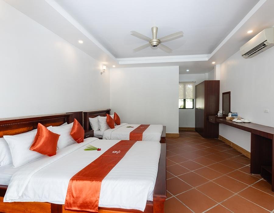 Deluxe Queen Seaview